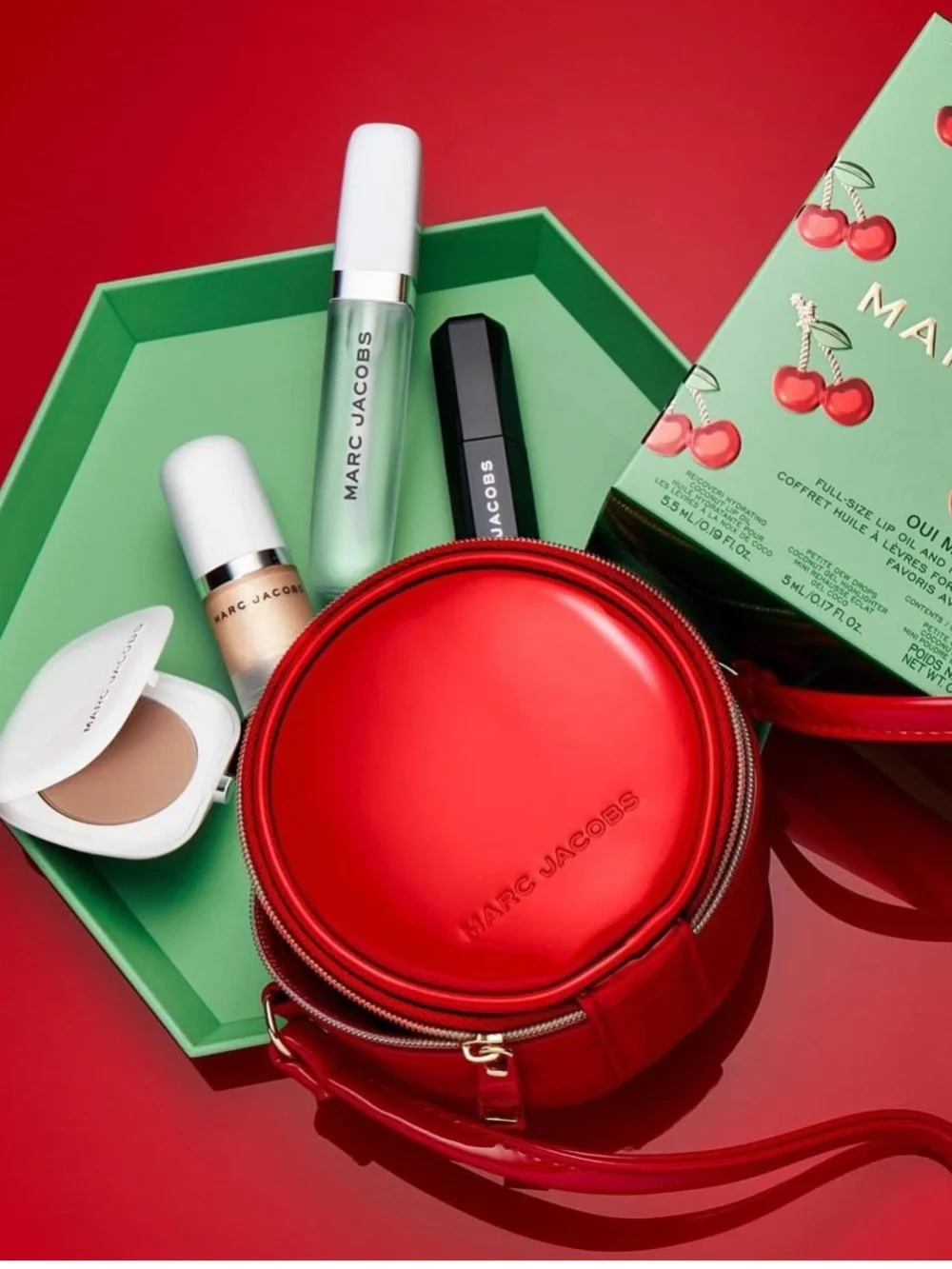 Marc Jacob’s Makeup set with small pocketbook purse